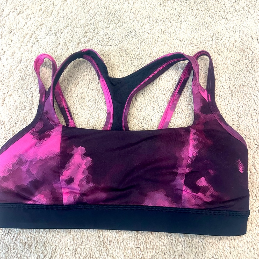 Lululemon sports bra pink & black size 8